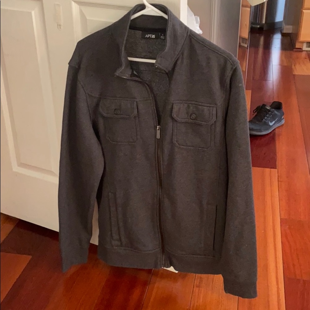 Men’s Apt 9 zip up sweater